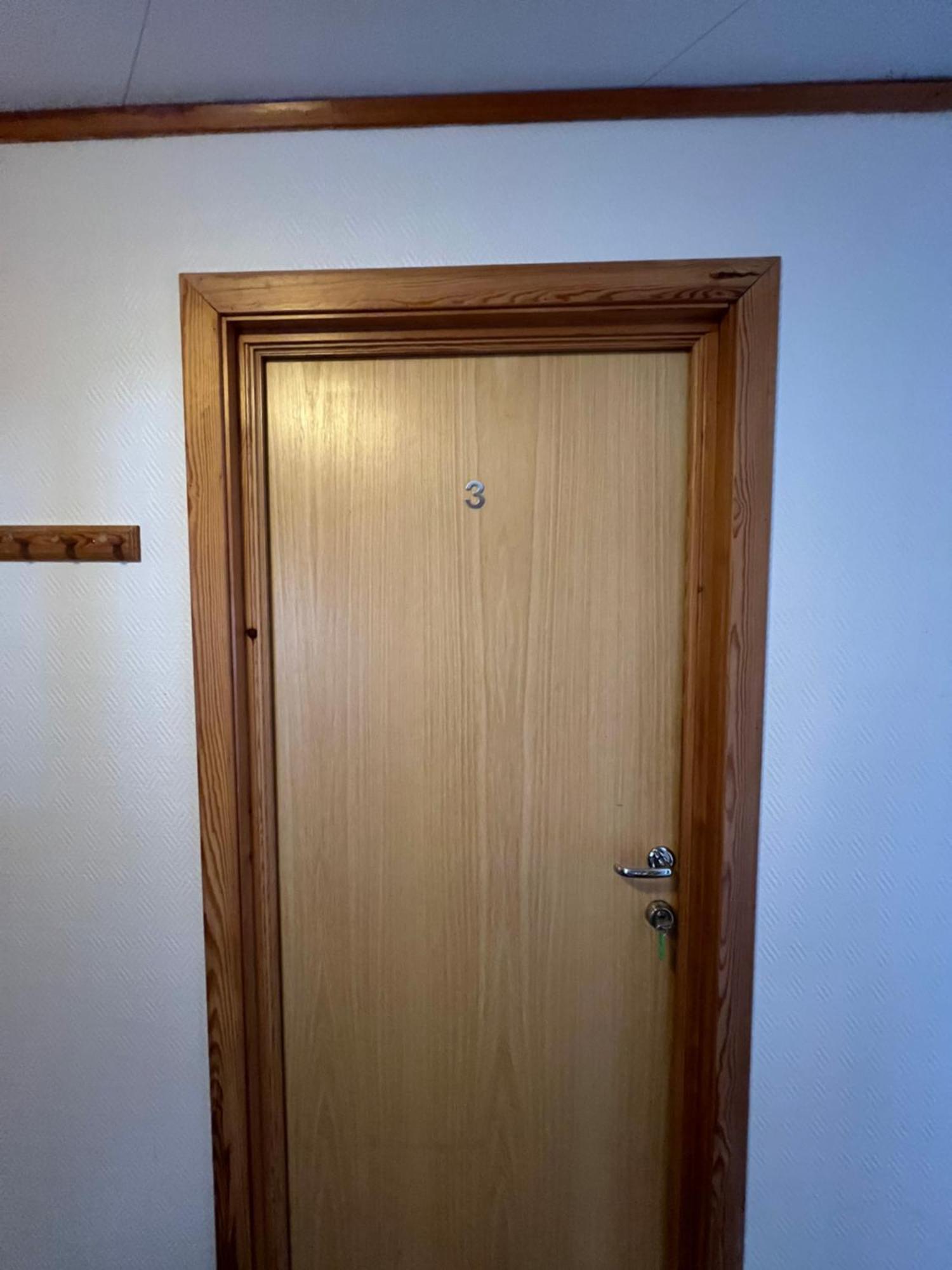 فندق Privat Rom I Leilighet سوغندال المظهر الخارجي الصورة